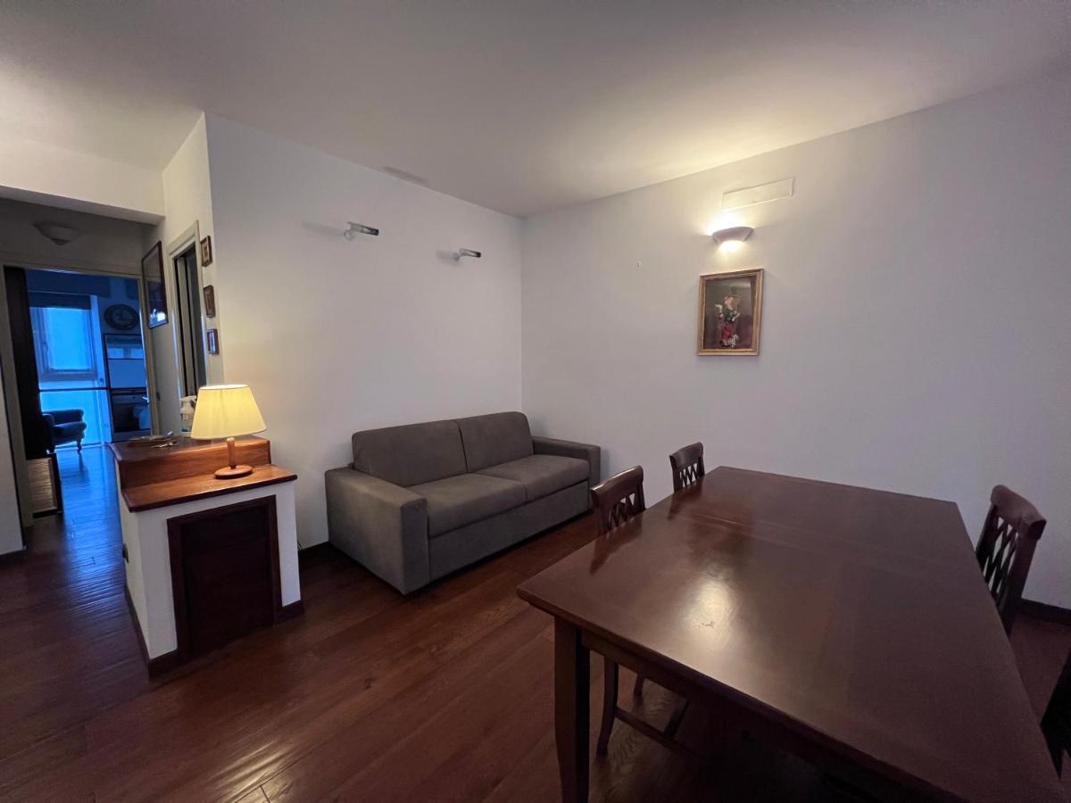 Casa Vacanze Attico Sul Lago Di Lecco, A Due Passi Dal Centro Con Posto Auto Ngoại thất bức ảnh